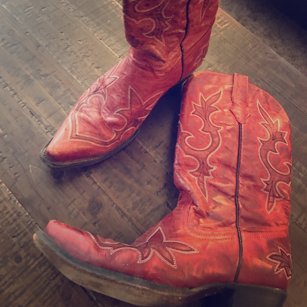 Corral cowgirl boots